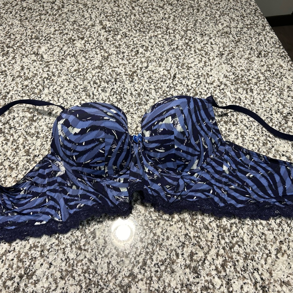 Adore Me 38C Patterned Bra